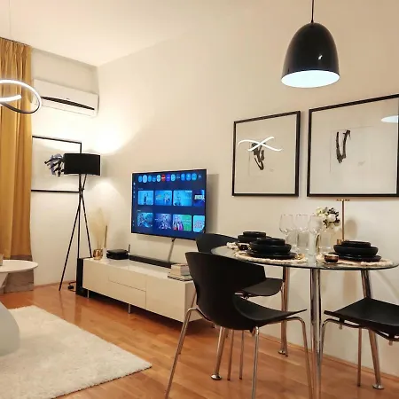 Center 2 Апартаменты